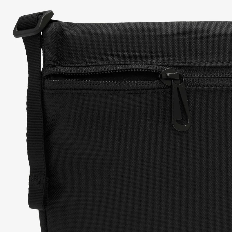 Nike Black Women's Sportswear Futura 365 Cross-body Bag for Women | Best Price UAE